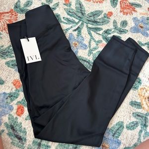 Brand new IVL rib legging